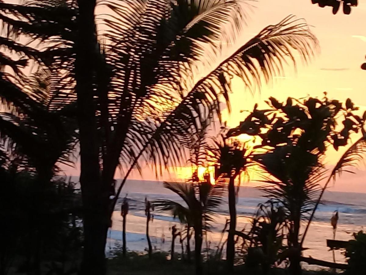 Готель Castaway Surf Retreat 1 Sekongkang Екстер'єр фото