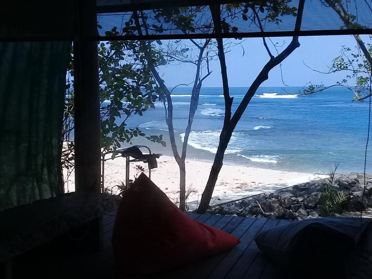 Готель Castaway Surf Retreat 1 Sekongkang Екстер'єр фото
